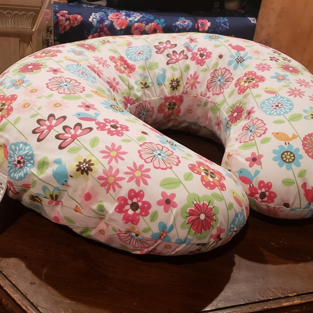 Boppy pillow